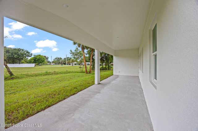 30 Victoria Street, Merritt Island, FL 32952