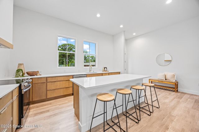 30 Victoria Street, Merritt Island, FL 32952