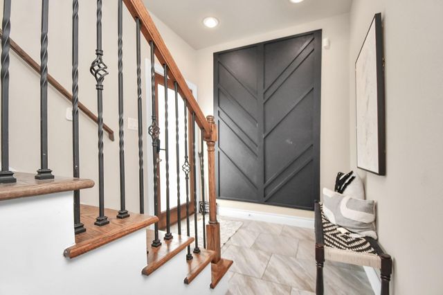 2110 Holman Street, Houston, TX 77004