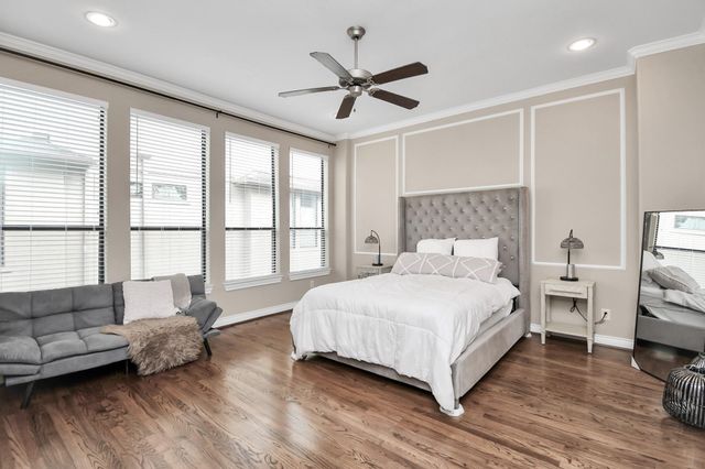 2110 Holman Street, Houston, TX 77004