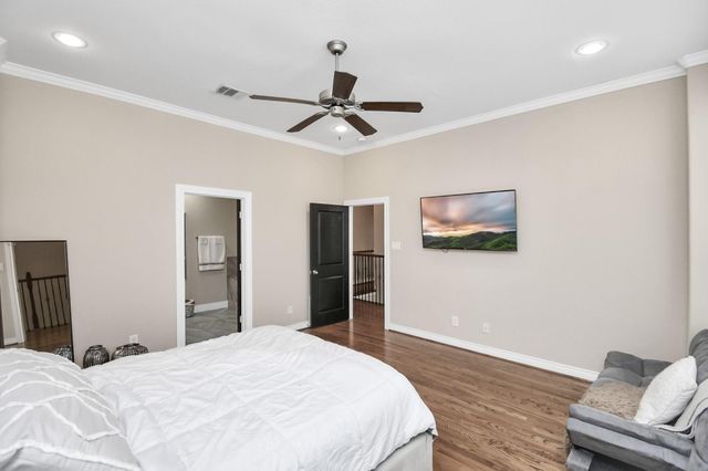 2110 Holman Street, Houston, TX 77004