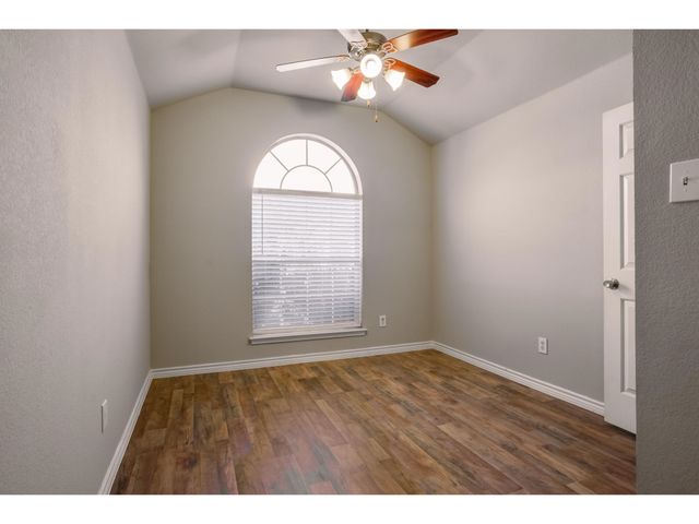 9221 Marilyn Drive, White Settlement, TX 76108