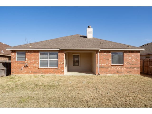 9221 Marilyn Drive, White Settlement, TX 76108
