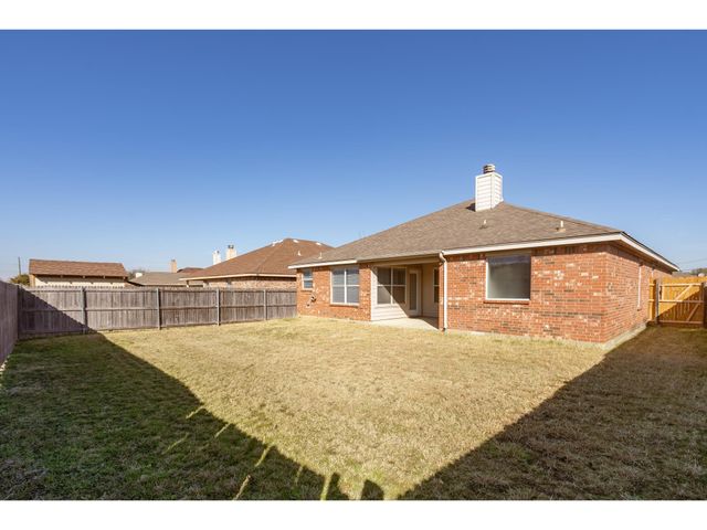 9221 Marilyn Drive, White Settlement, TX 76108