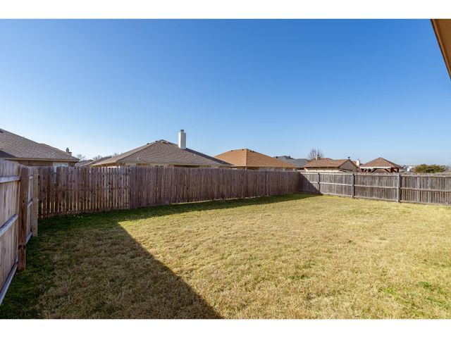 9221 Marilyn Drive, White Settlement, TX 76108