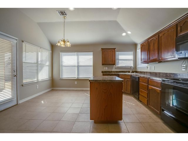 9221 Marilyn Drive, White Settlement, TX 76108