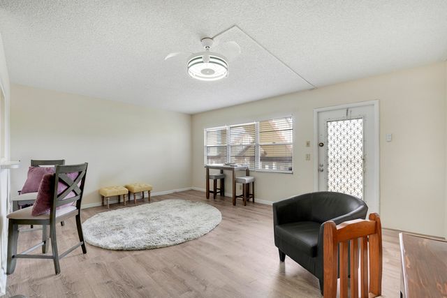 1011, 290 , 16 , 146 Exeter, Dorset , Mansfield , Mansfield, Boca Raton, FL 33434