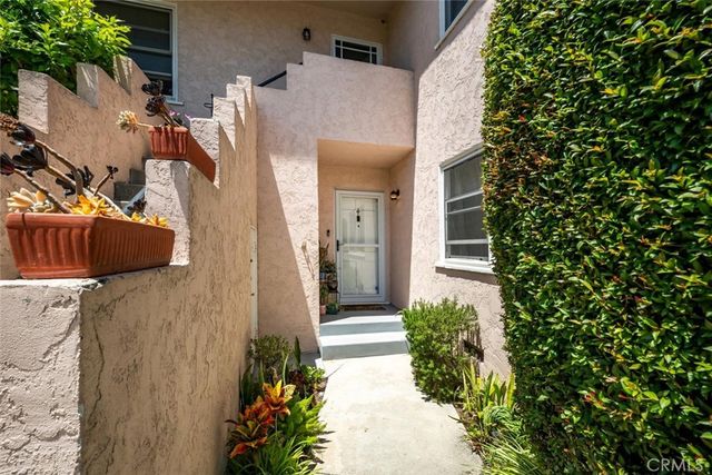 235 Termino 4, Long Beach, CA 90803