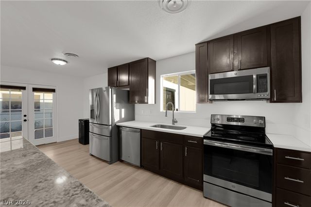 419 Scenic Drive, Henderson, NV 89002