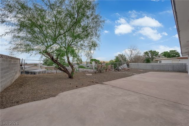 419 Scenic Drive, Henderson, NV 89002