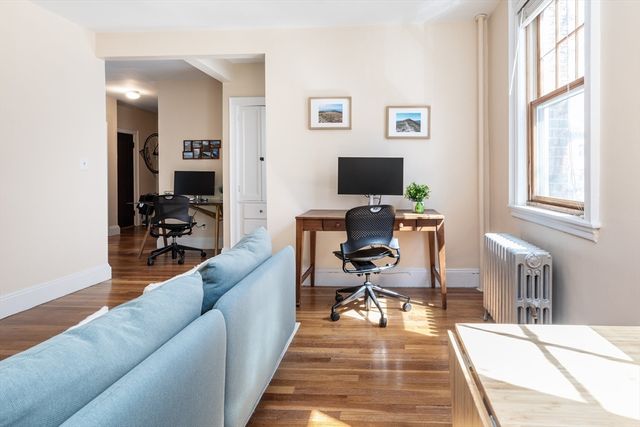 48 Strathmore Rd 26, Boston, MA 02135