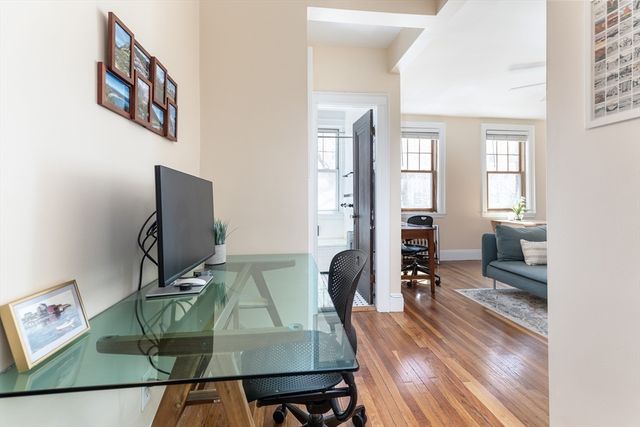 48 Strathmore Rd 26, Boston, MA 02135