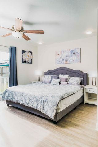 3314 Kleinmann Avenue, Galveston, TX 77551