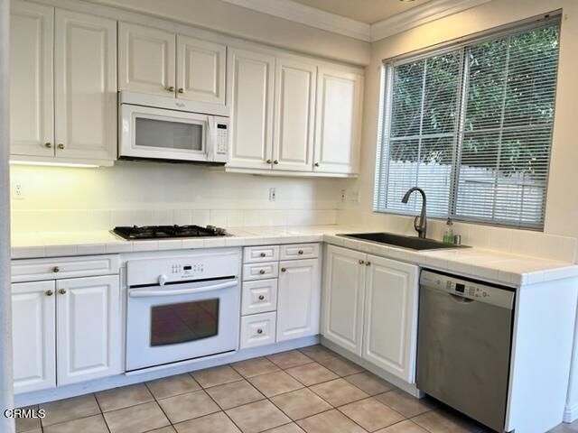 4577 Calle Argolla, Camarillo, CA 93012