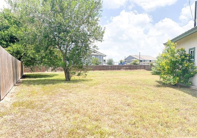 218 E Colorado Street E, Rio Hondo, TX 78583