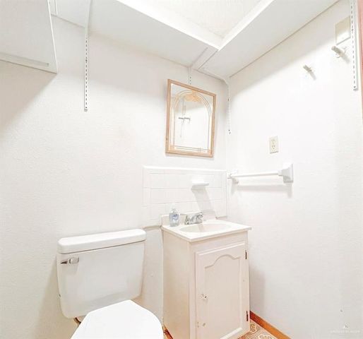 218 E Colorado Street E, Rio Hondo, TX 78583