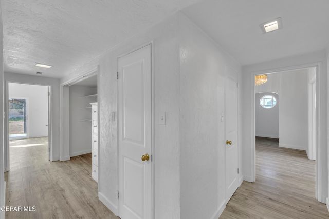 2500 HAWLEY Circle, El Paso, TX 79903
