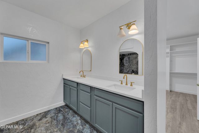 2500 HAWLEY Circle, El Paso, TX 79903