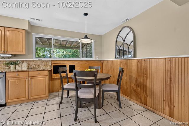 29215 Bretton Street, Livonia, MI 48152