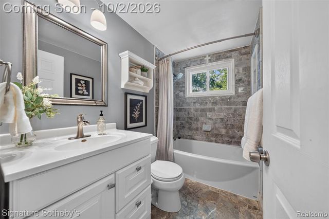 29215 Bretton Street, Livonia, MI 48152
