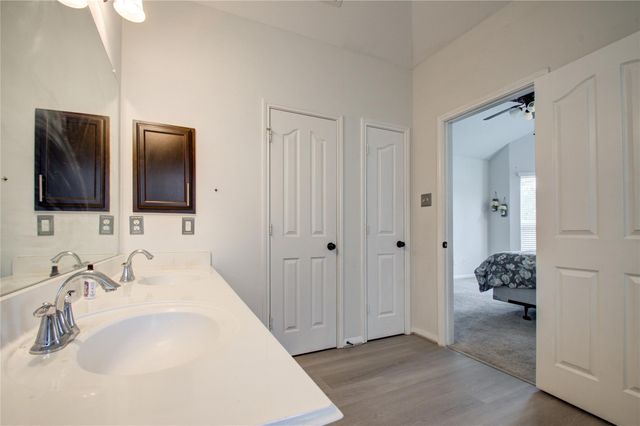 17603 Memorial Falls, Tomball, TX 77375