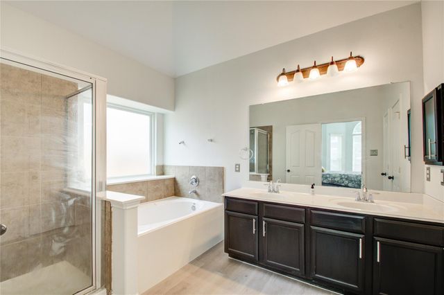 17603 Memorial Falls, Tomball, TX 77375