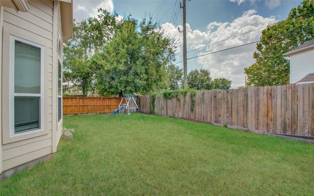 17603 Memorial Falls, Tomball, TX 77375