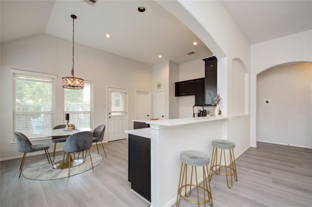 17603 Memorial Falls, Tomball, TX 77375