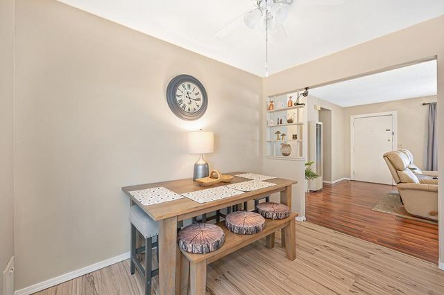 1195 Grand Ave, Olivehurst, CA 95961