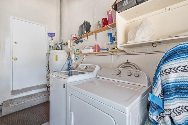 1195 Grand Ave, Olivehurst, CA 95961