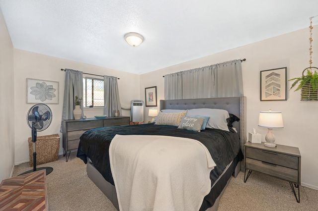 1195 Grand Ave, Olivehurst, CA 95961