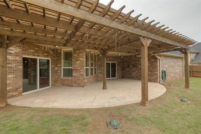 3664 Stonebrook Drive, Norman, OK 73072