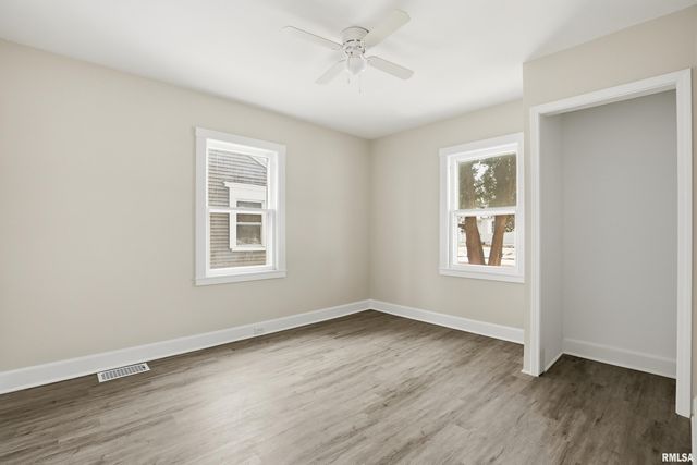 2639 WHITEWOOD Avenue, Davenport, IA 52802