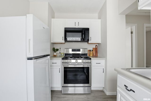 2639 WHITEWOOD Avenue, Davenport, IA 52802