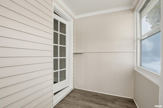 2639 WHITEWOOD Avenue, Davenport, IA 52802