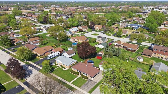 10817 S MASON Avenue, Chicago Ridge, IL 60415