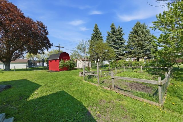 10817 S MASON Avenue, Chicago Ridge, IL 60415