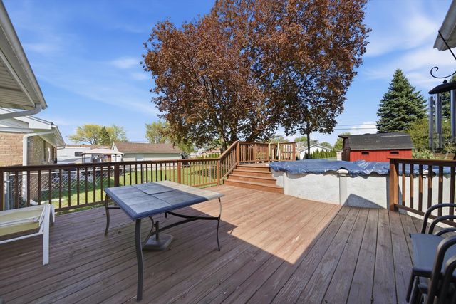 10817 S MASON Avenue, Chicago Ridge, IL 60415