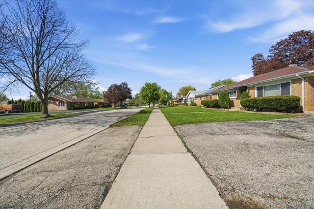 10817 S MASON Avenue, Chicago Ridge, IL 60415