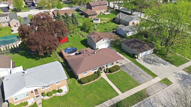 10817 S MASON Avenue, Chicago Ridge, IL 60415