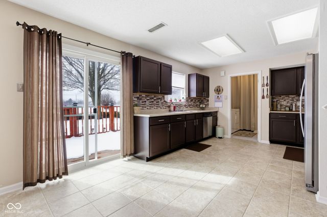 7435 Bluebird Court, Indianapolis, IN 46254