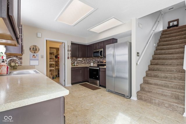 7435 Bluebird Court, Indianapolis, IN 46254