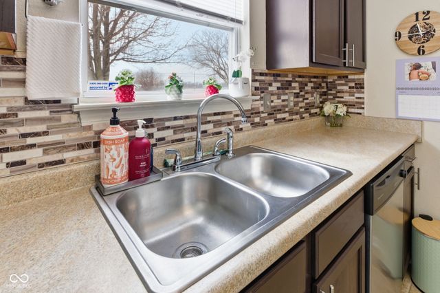 7435 Bluebird Court, Indianapolis, IN 46254