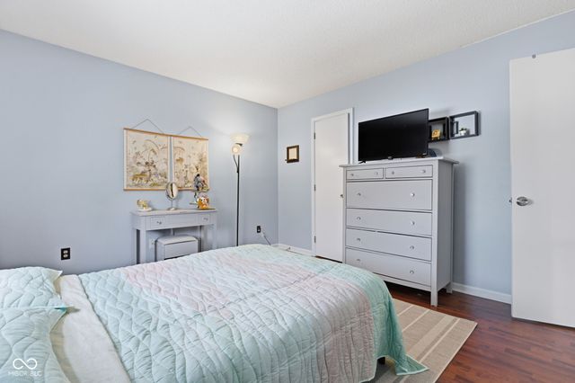 7435 Bluebird Court, Indianapolis, IN 46254