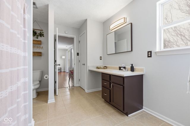 7435 Bluebird Court, Indianapolis, IN 46254