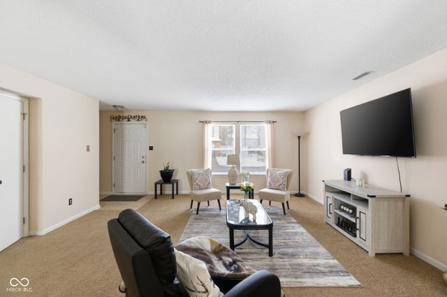 7435 Bluebird Court, Indianapolis, IN 46254