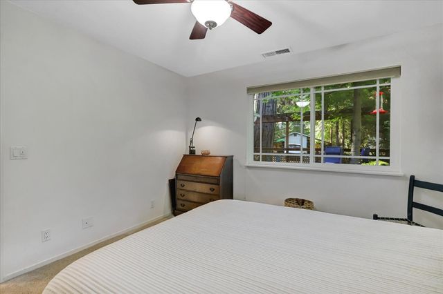 11772 Marjon Dr, Nevada City, CA 95959