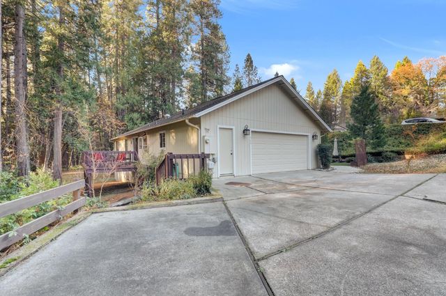 364 Gracie Rd, Nevada City, CA 95959