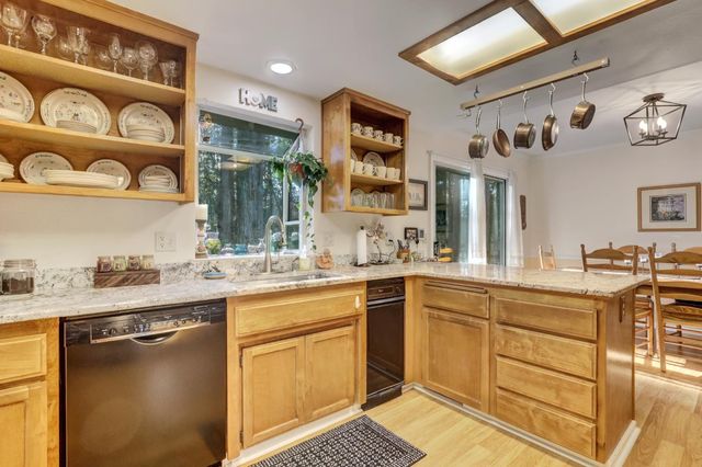 364 Gracie Rd, Nevada City, CA 95959