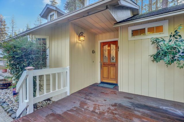 364 Gracie Rd, Nevada City, CA 95959